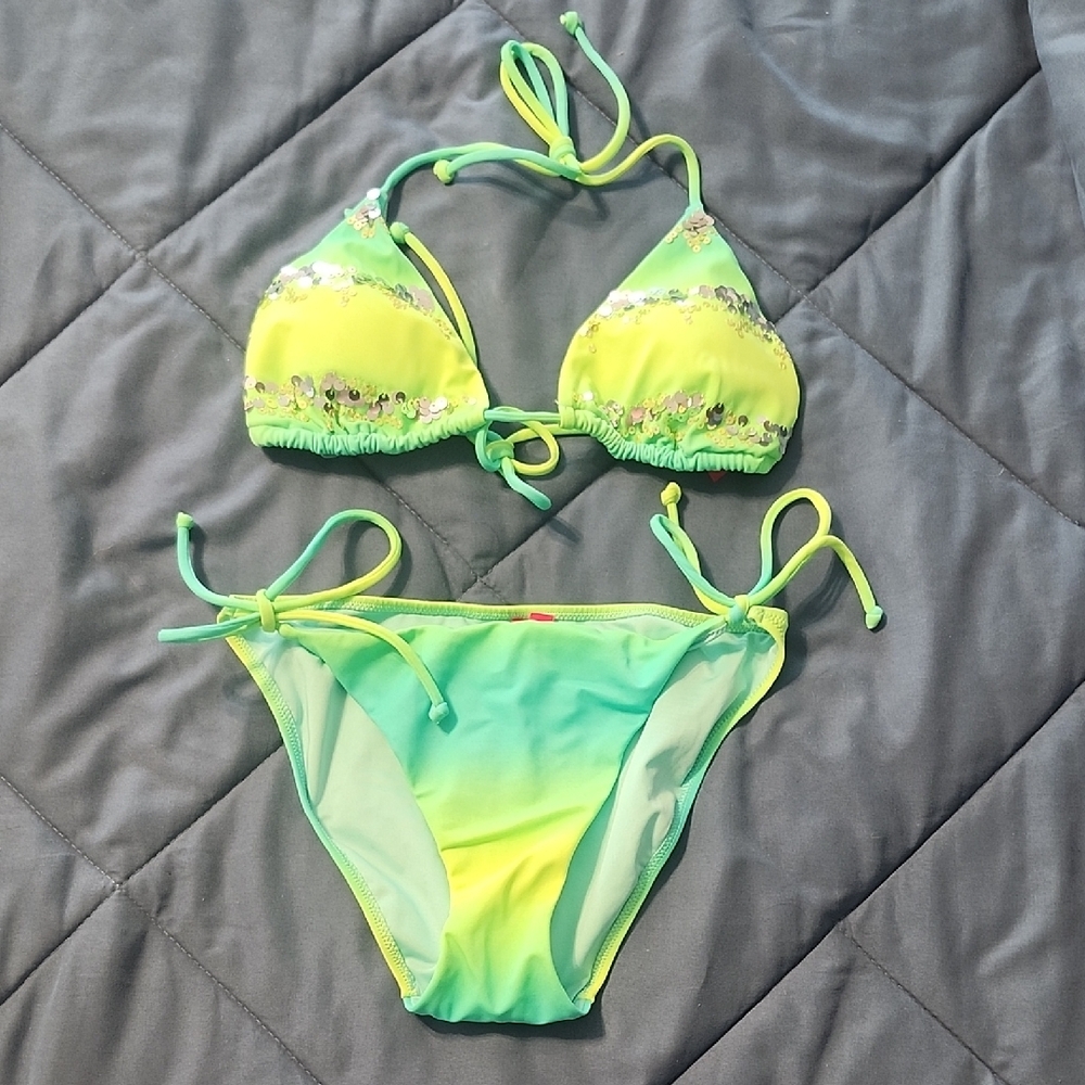 Vibrant Green Bikini Set